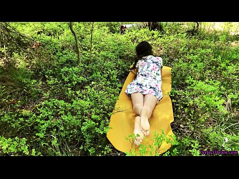 ❤️ Stranger auf Tinder masturbiert meine Muschi und fickt leidenschaftlich im Wald ❌ Fucking video bei uns de.watchhentai.ru ❌❤
