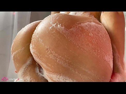 ❤️ Brünette masturbiert Muschi mit Vibrator zu intensivem Orgasmus in der Dusche ❌ Fucking video bei uns de.watchhentai.ru ❌❤